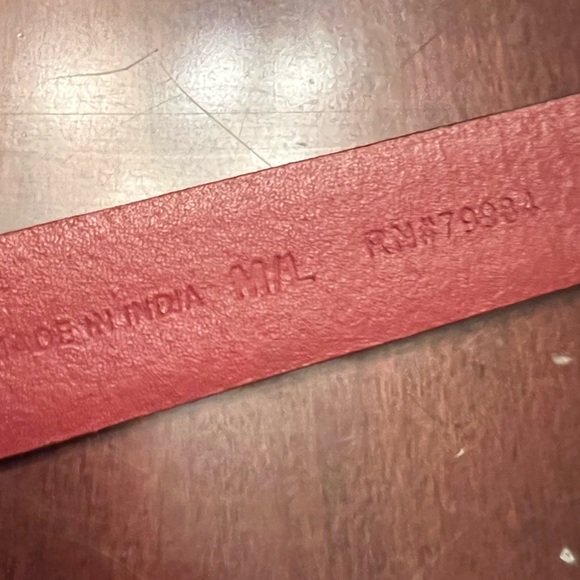 Chicos red leather belt adjustable gold & silver toned buckle - Picture 9 of 9